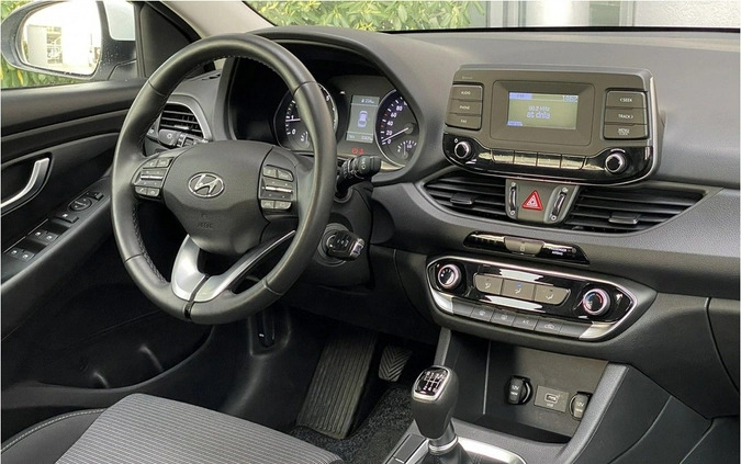 Hyundai I30 cena 72500 przebieg: 30500, rok produkcji 2022 z Kalisz małe 137